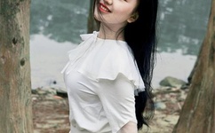 三个男人躁我奶头好舒服